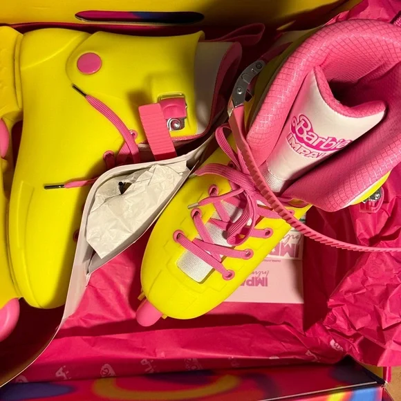 Impala Barbie Neon Yellow and Pink Roller Skates Size 8 - Picture 3 of 5